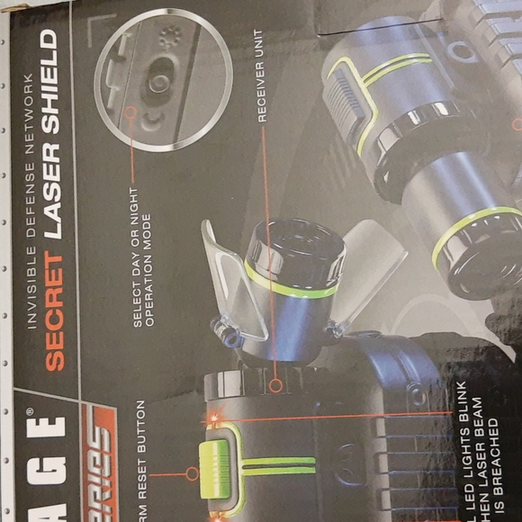 Sharper Image Spy Series Secret Laser Shield Game (Open Box) - Picture 7 of 16